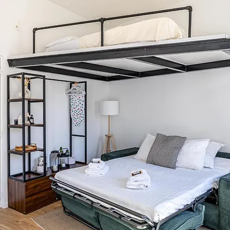 34 Borniol - Bel Renove Avec Mezzanine Appartamento
