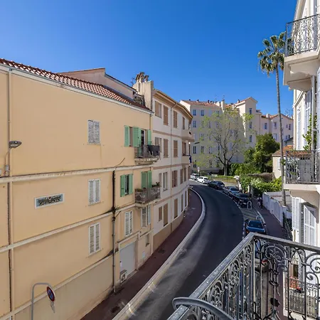 34 Borniol - Bel Renove Avec Mezzanine * Cannes